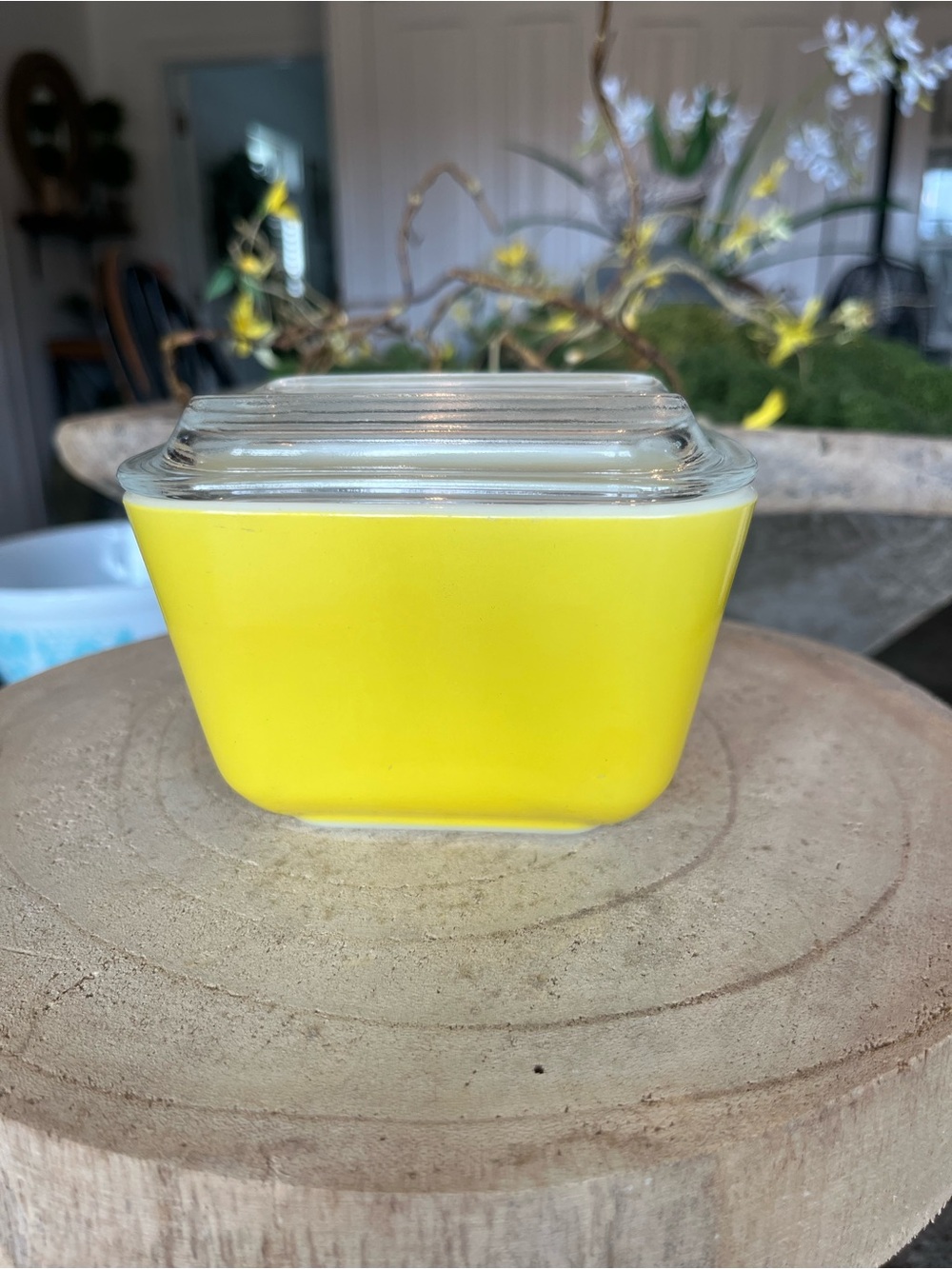 Vintage Pyrex mustard yellow refrigerator dish